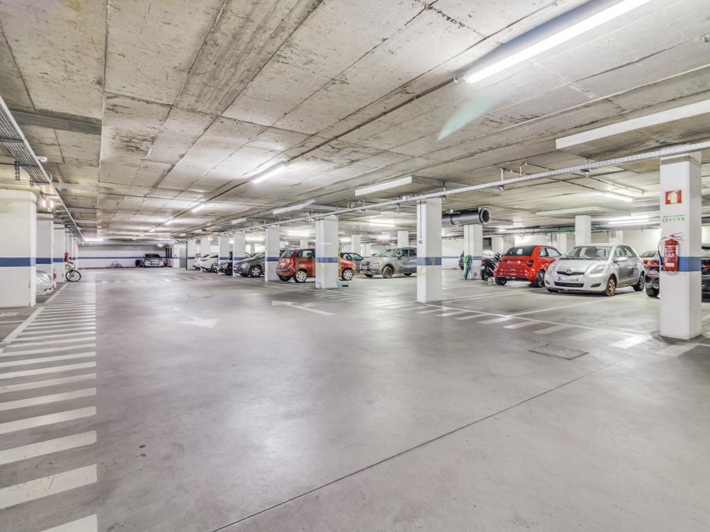 Fantástico T2 em condomínio privado com um lugar de estacionamento - Image 43