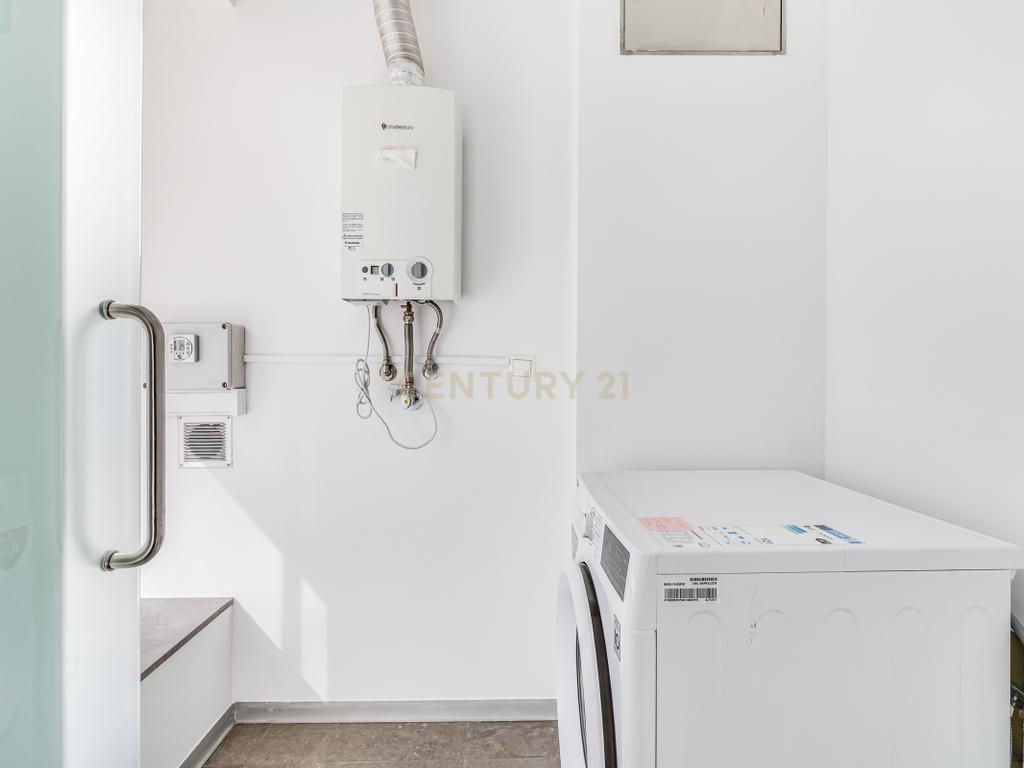 Fantástico T2 em condomínio privado com um lugar de estacionamento - Image 19
