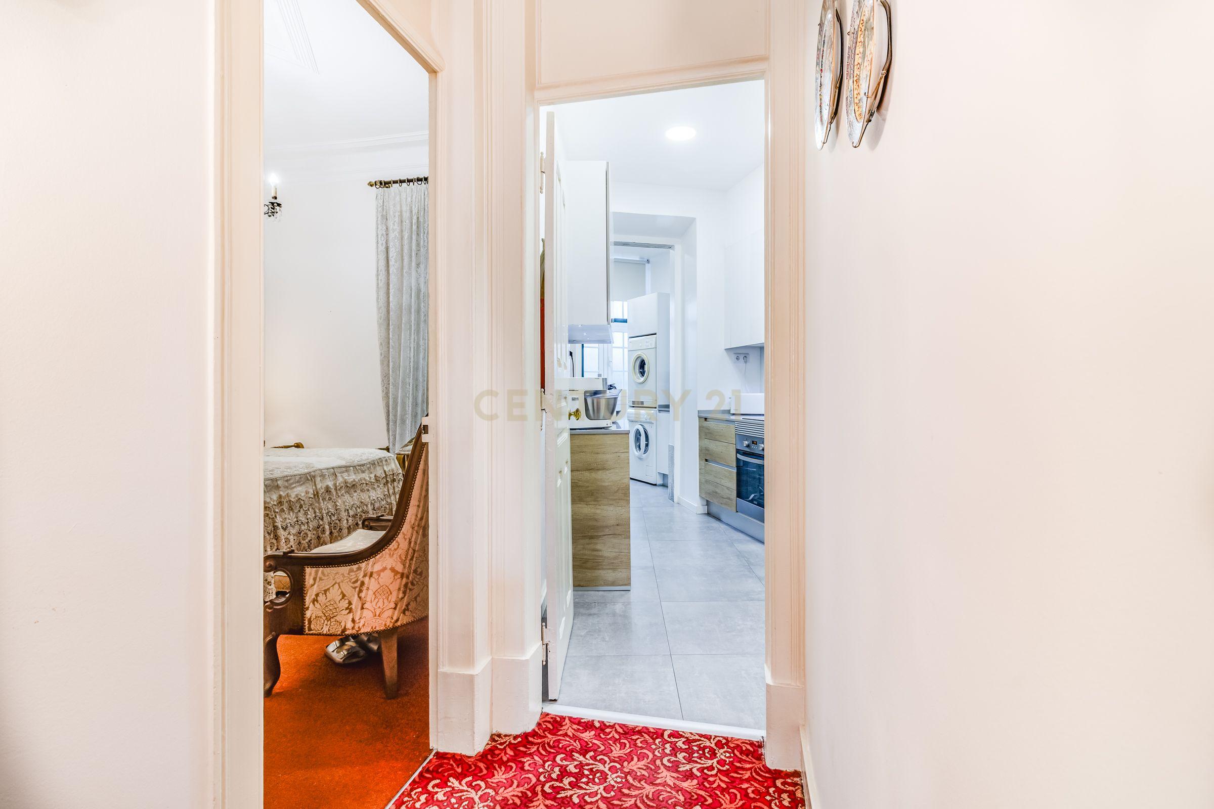 Apartamento Luminoso e Charmoso em Zona Central de Arroios - Image 17