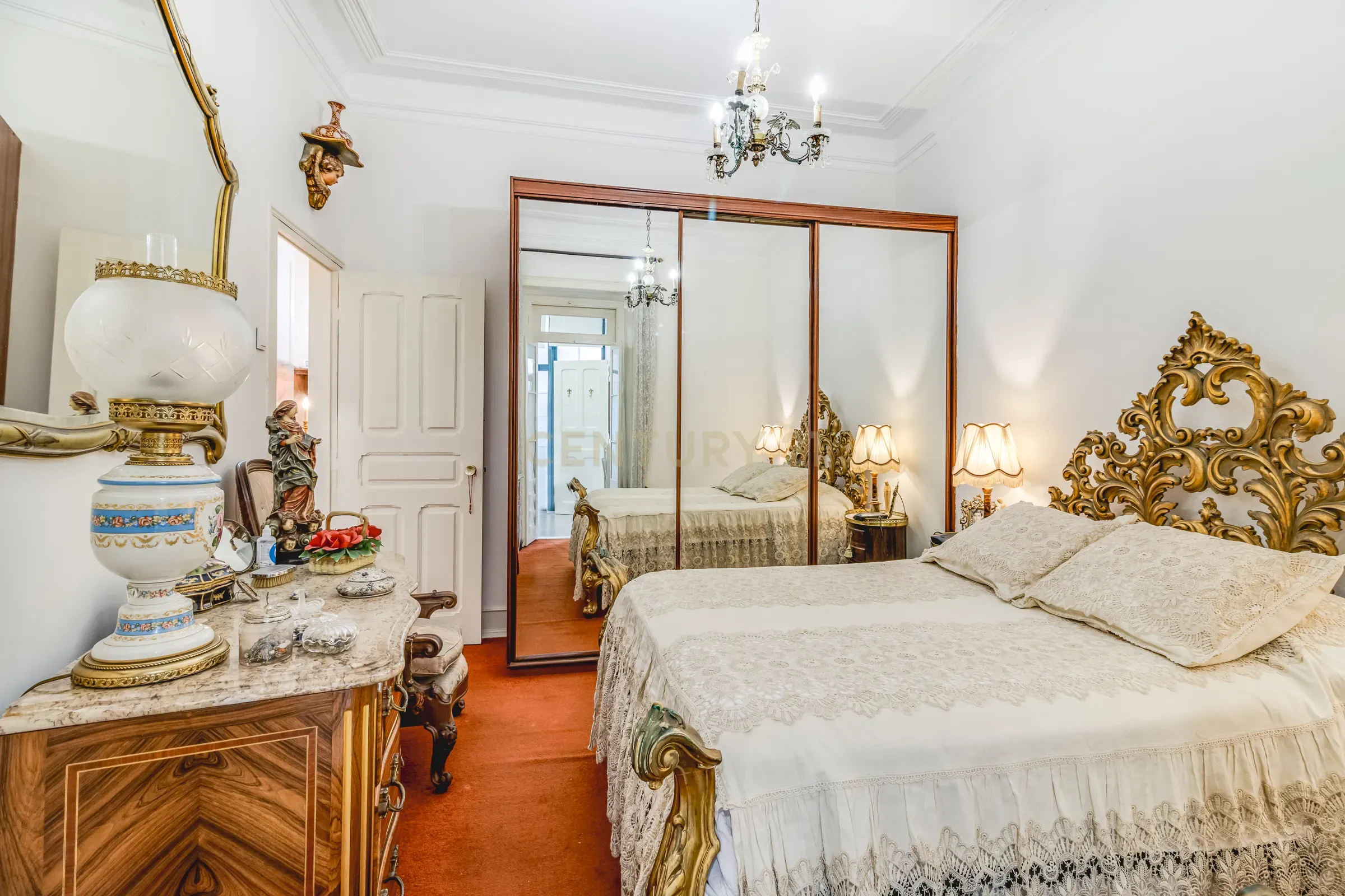 Apartamento Luminoso e Charmoso em Zona Central de Arroios - Image 22