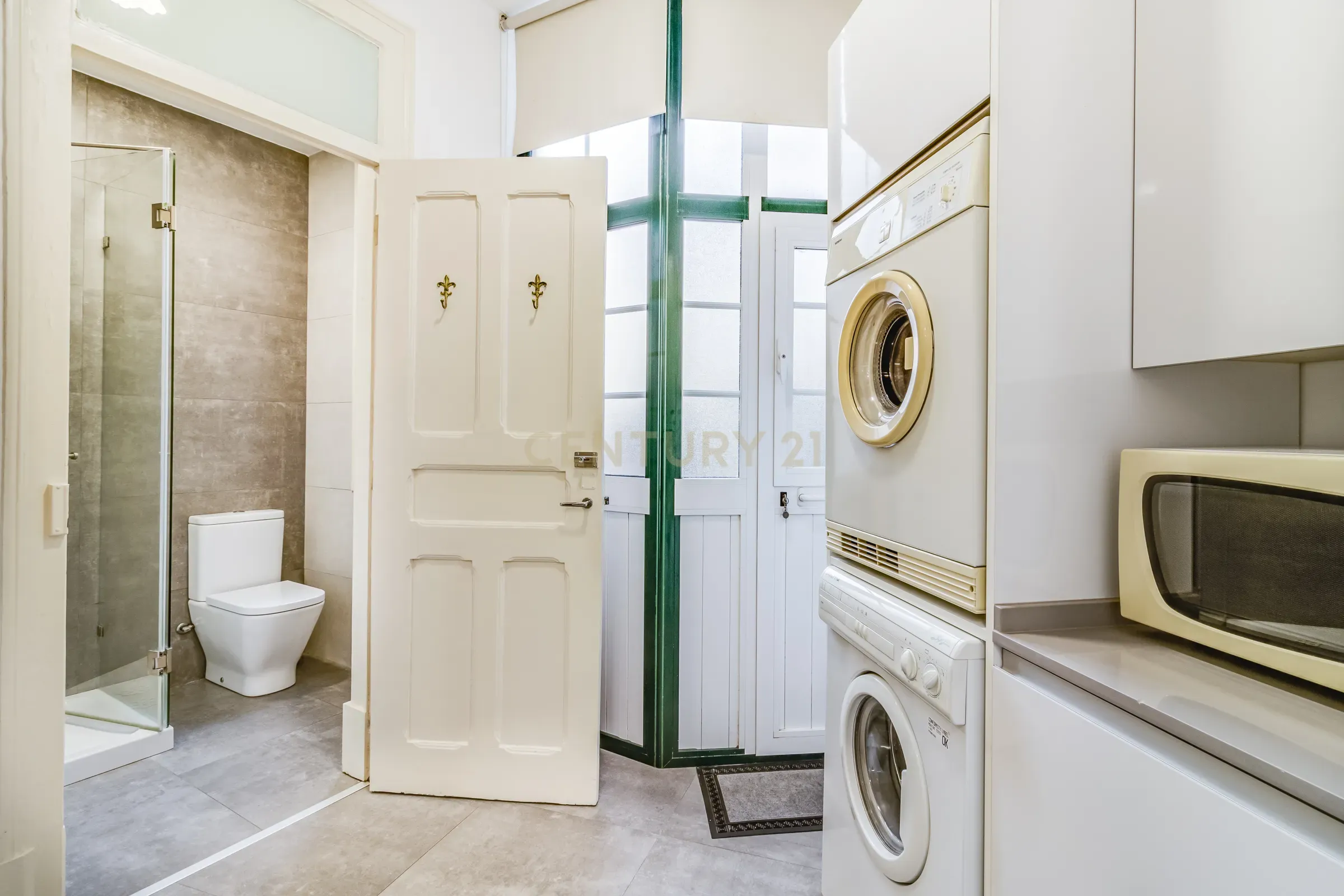Apartamento Luminoso e Charmoso em Zona Central de Arroios - Image 11