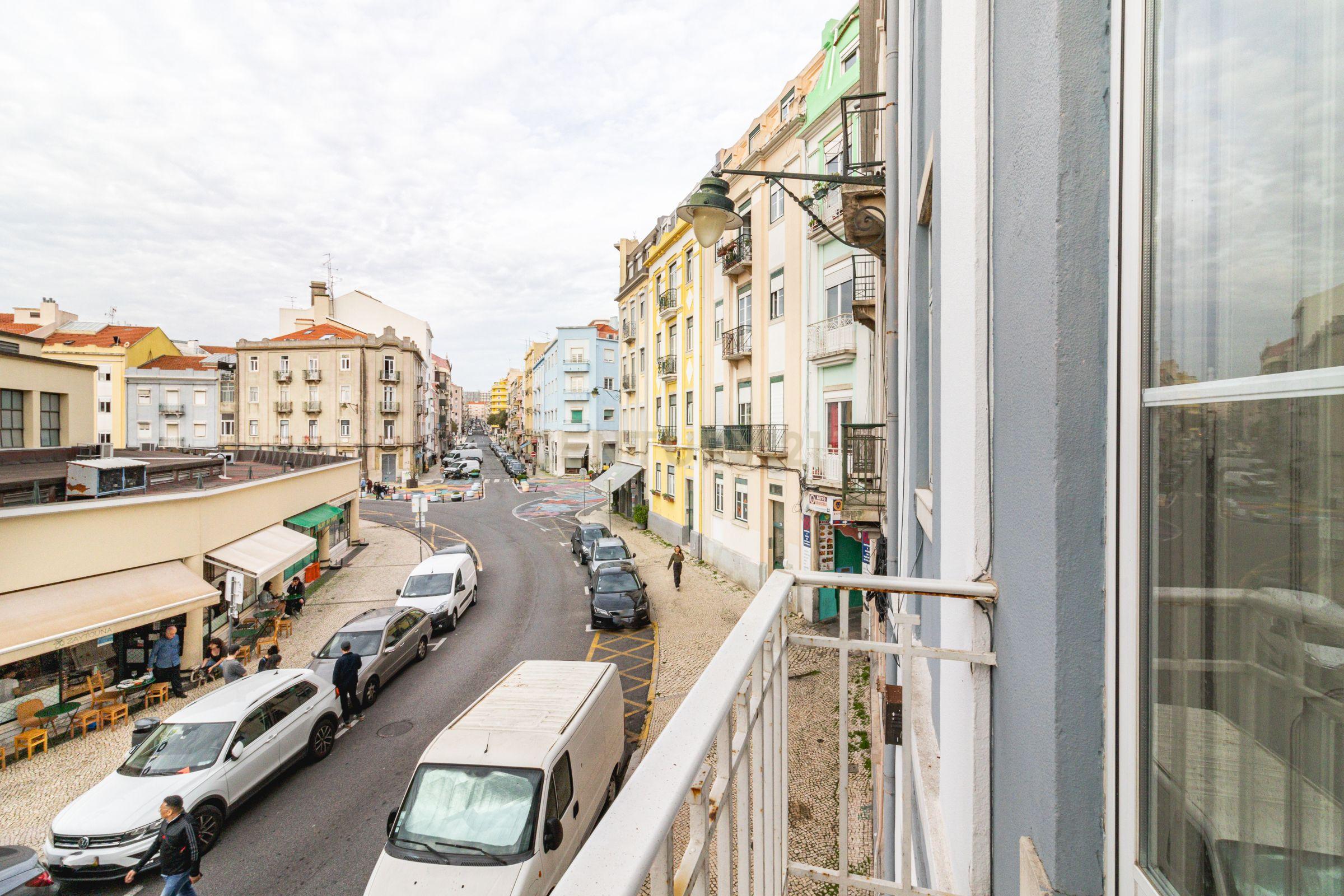 Apartamento Luminoso e Charmoso em Zona Central de Arroios - Image 30