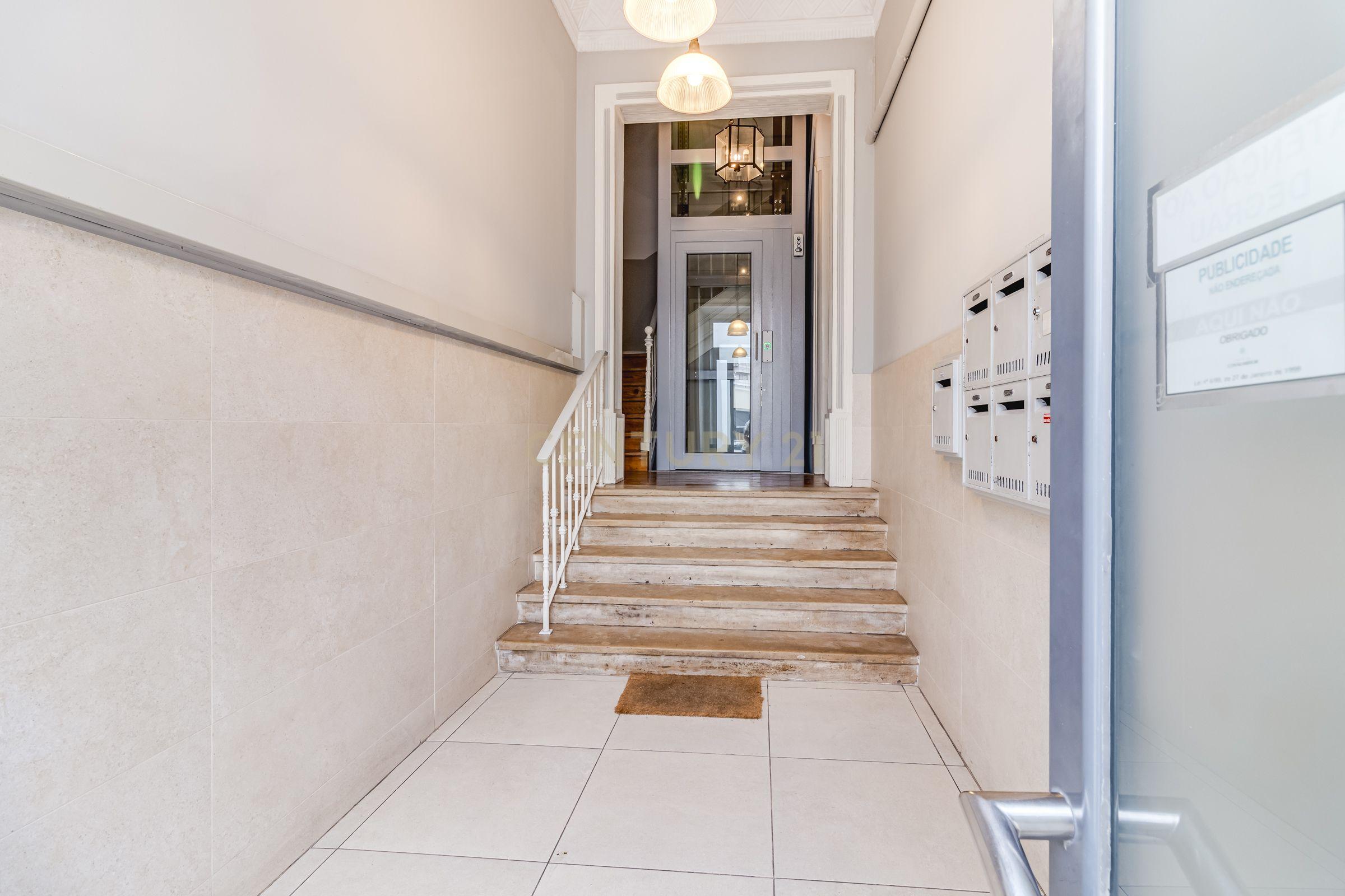 Apartamento Luminoso e Charmoso em Zona Central de Arroios - Image 28