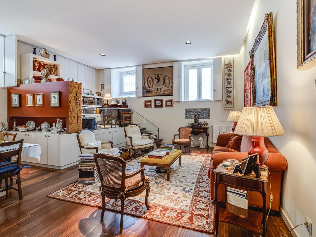 Apartamento Fantástico para Arrendar na Lapa - 150 m² - Image 1