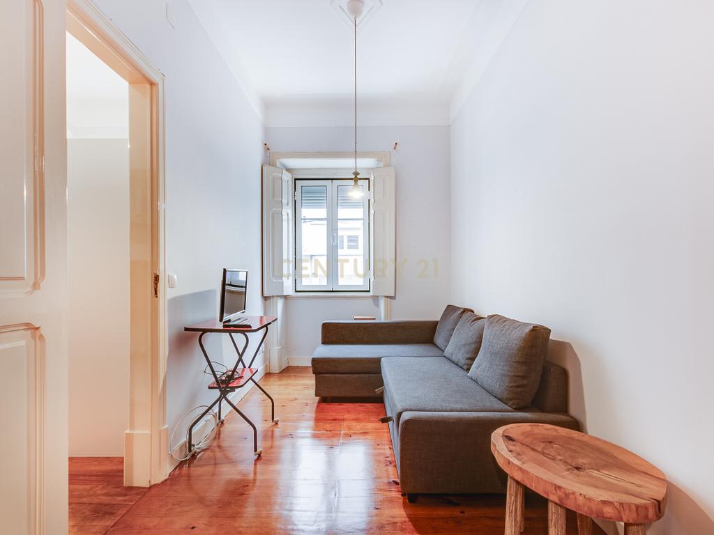 Descubra o charme e a sofisticação deste T2 na Penha de França  - Image 26