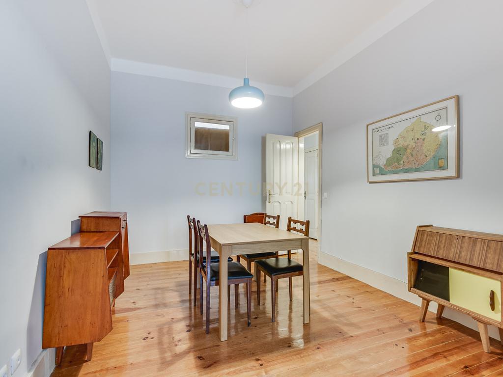 Descubra o charme e a sofisticação deste T2 na Penha de França  - Image 17