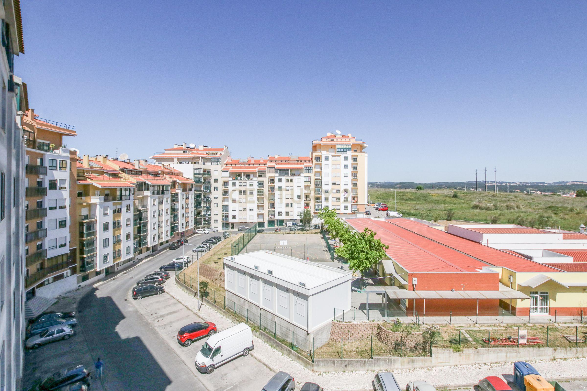 T3 Singular Massamá Norte - Image 31