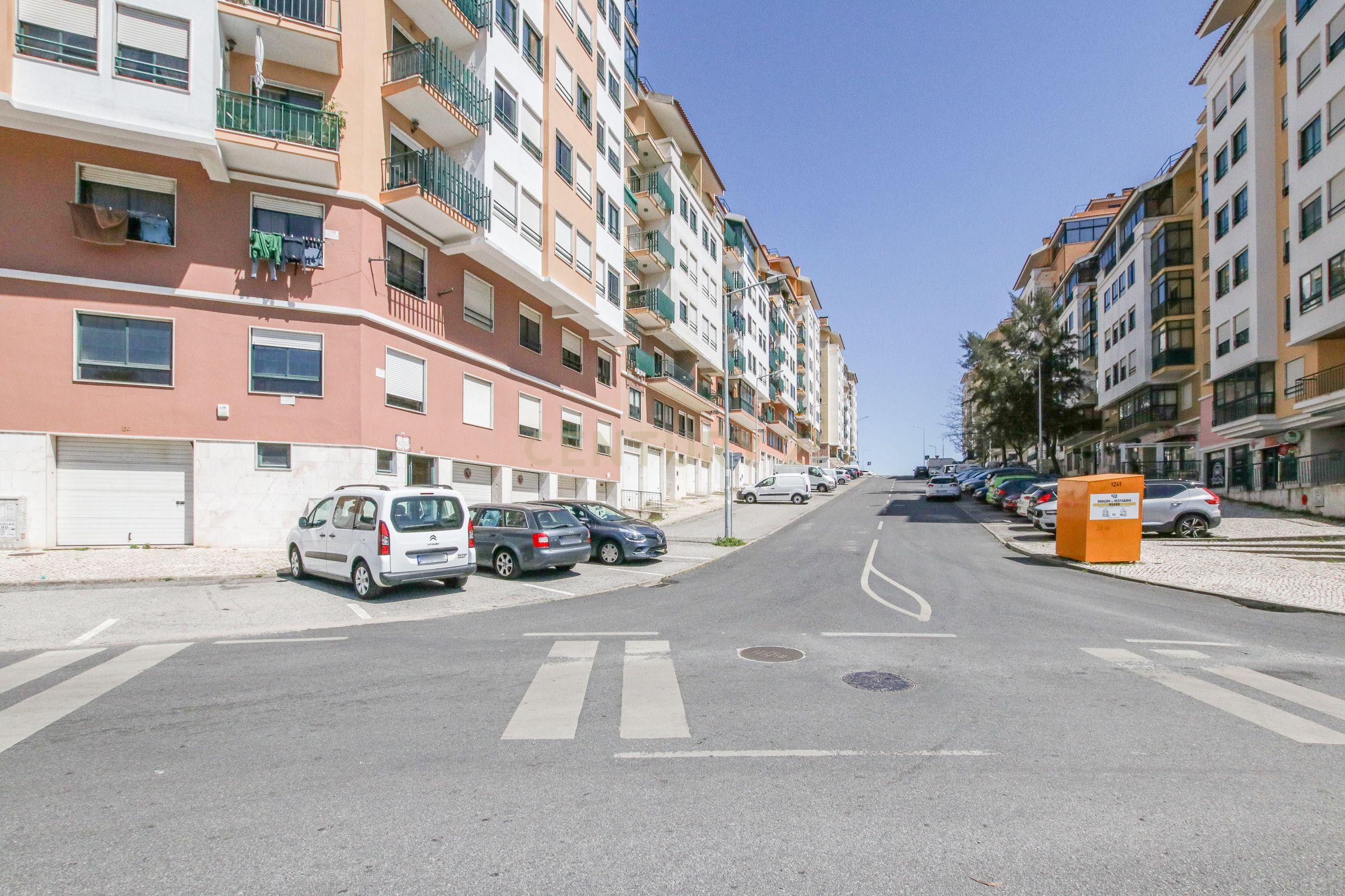 T3 Singular Massamá Norte - Image 32