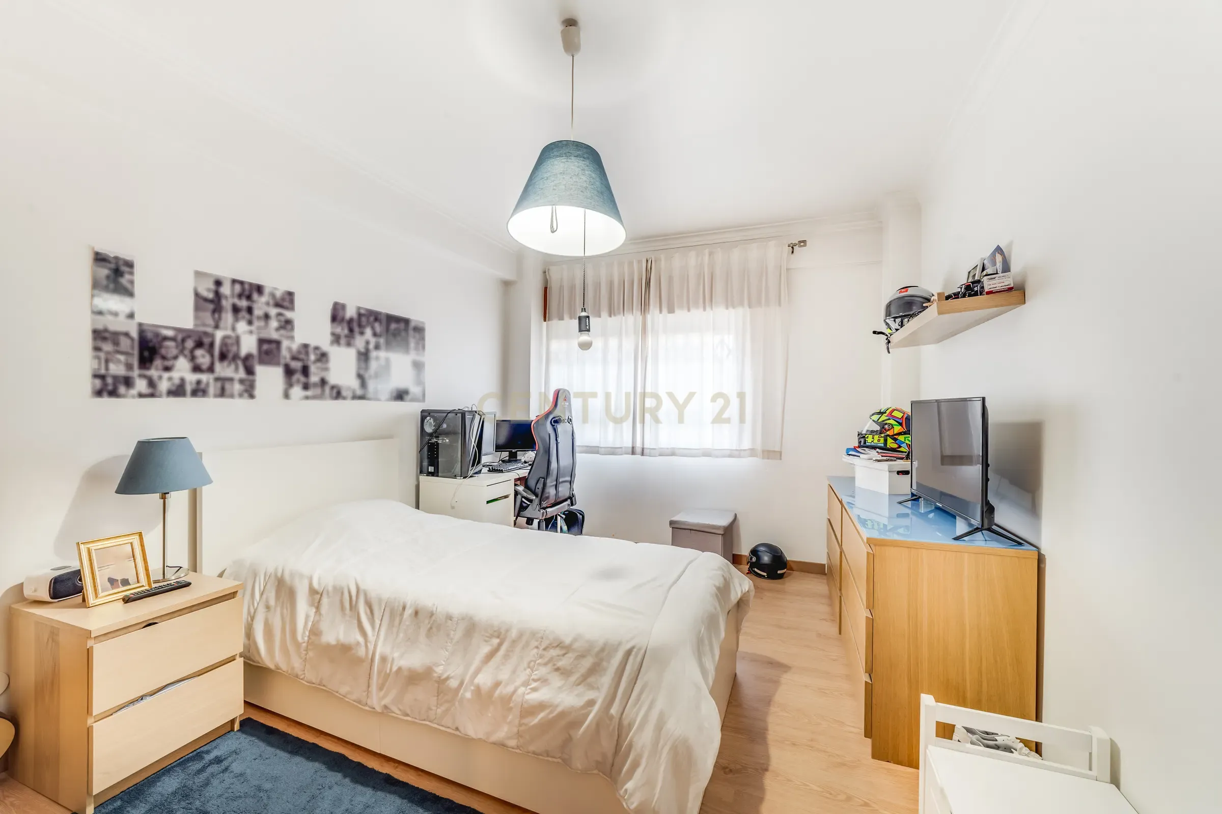 Apartamento T3 com Terraço de 70 m² e Box - Quinta do Castelo - Image 22