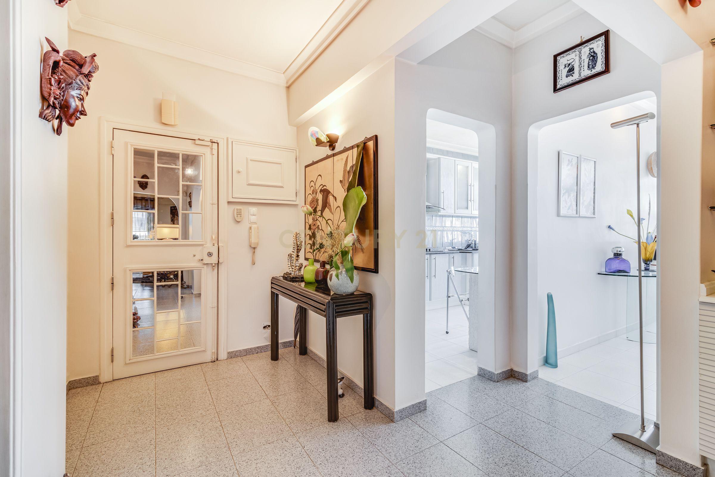 Apartamento T5 com 170 m² em Queluz de Baixo – Amplo e Bem Localizado - Image 22