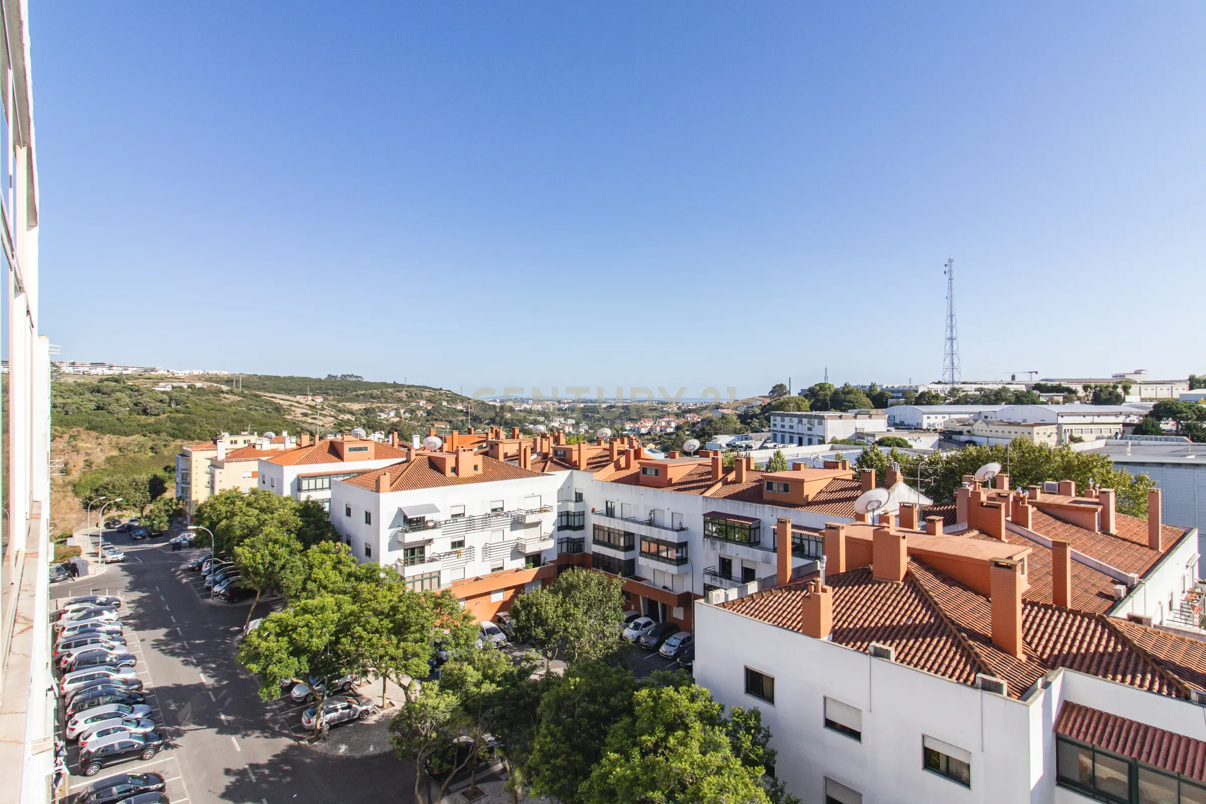 Apartamento T5 com 170 m² em Queluz de Baixo – Amplo e Bem Localizado - Image 24