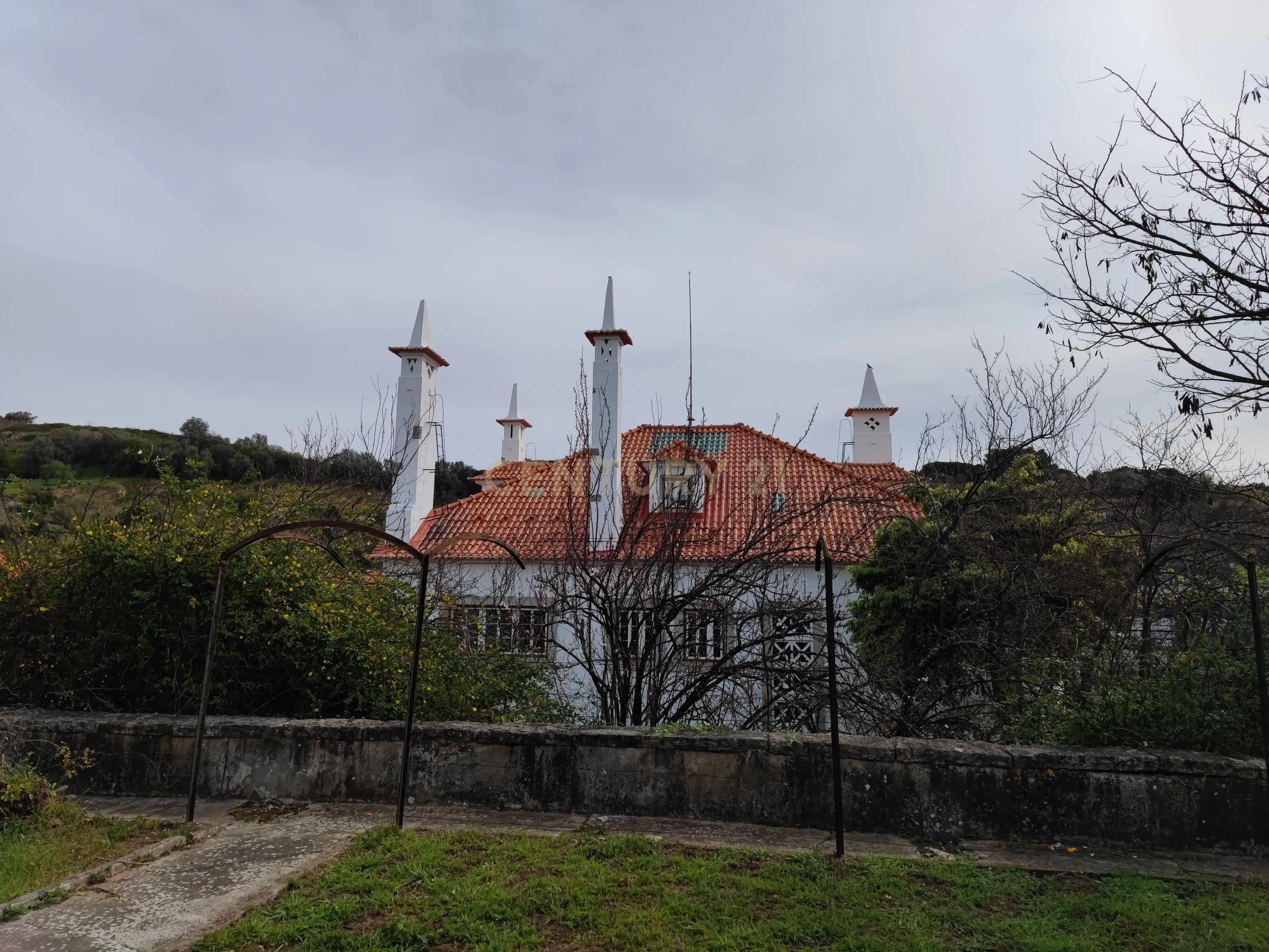 Moradia para arrendamento | Av. Almirante Gago Coutinho - Image 5
