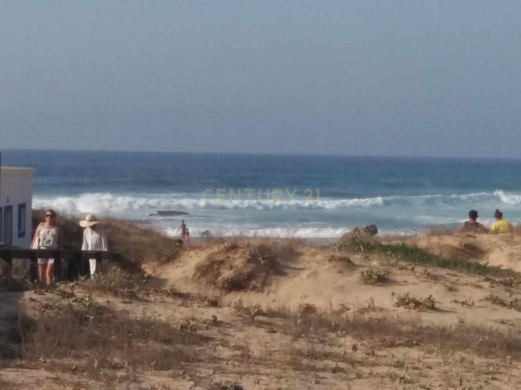 MORADIA NOVA perto da PRAIA, Espartal, Aljezur - Image 43