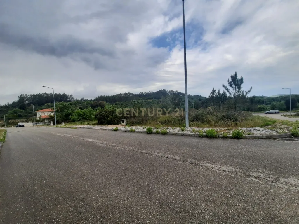 Lote de terreno para construção de moradia unifamiliar em Barrocal - Image 3