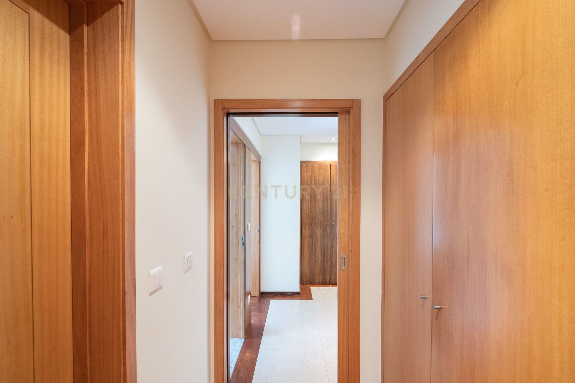 Fotografia 6 de Apartamento t2 para arrendamento com garagem junto avenida dos combatentes