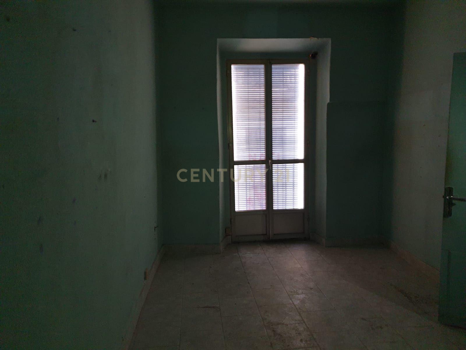 undefined - Image 14