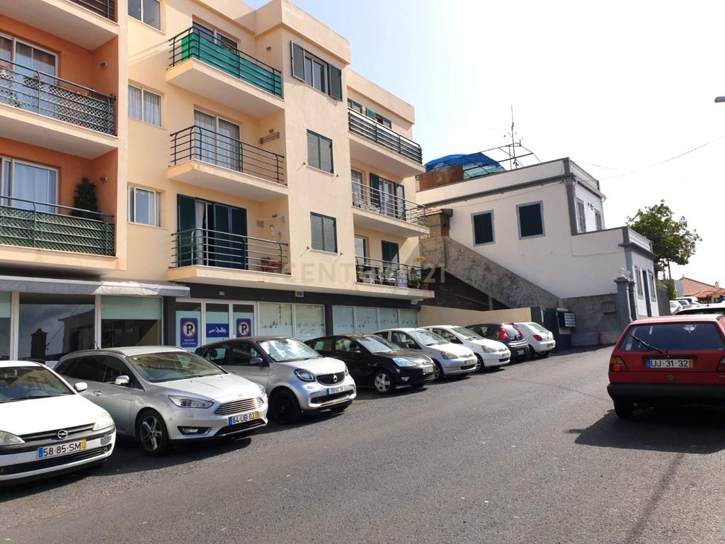 Loja Comercial - Santa Maria Maior - Image 1