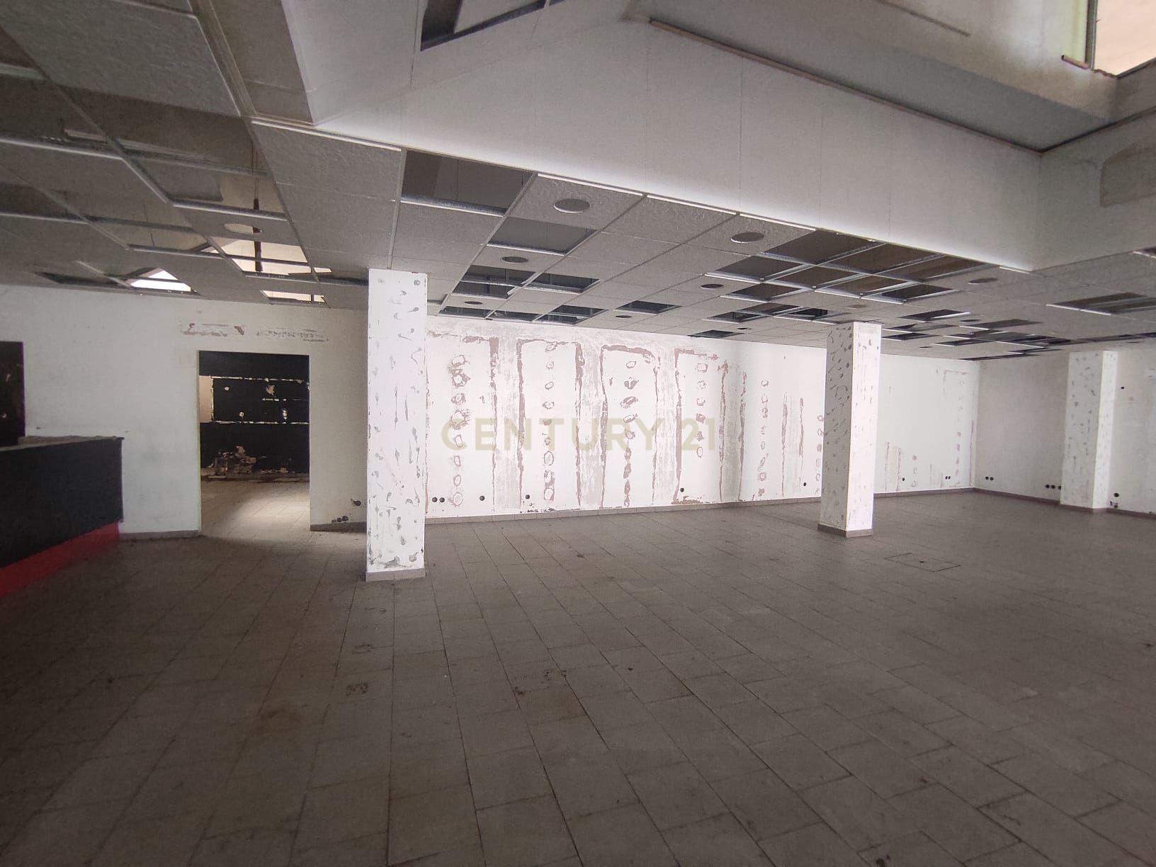 Oportunidade de Negócio - Espaço Comercial bem localizado - Image 4