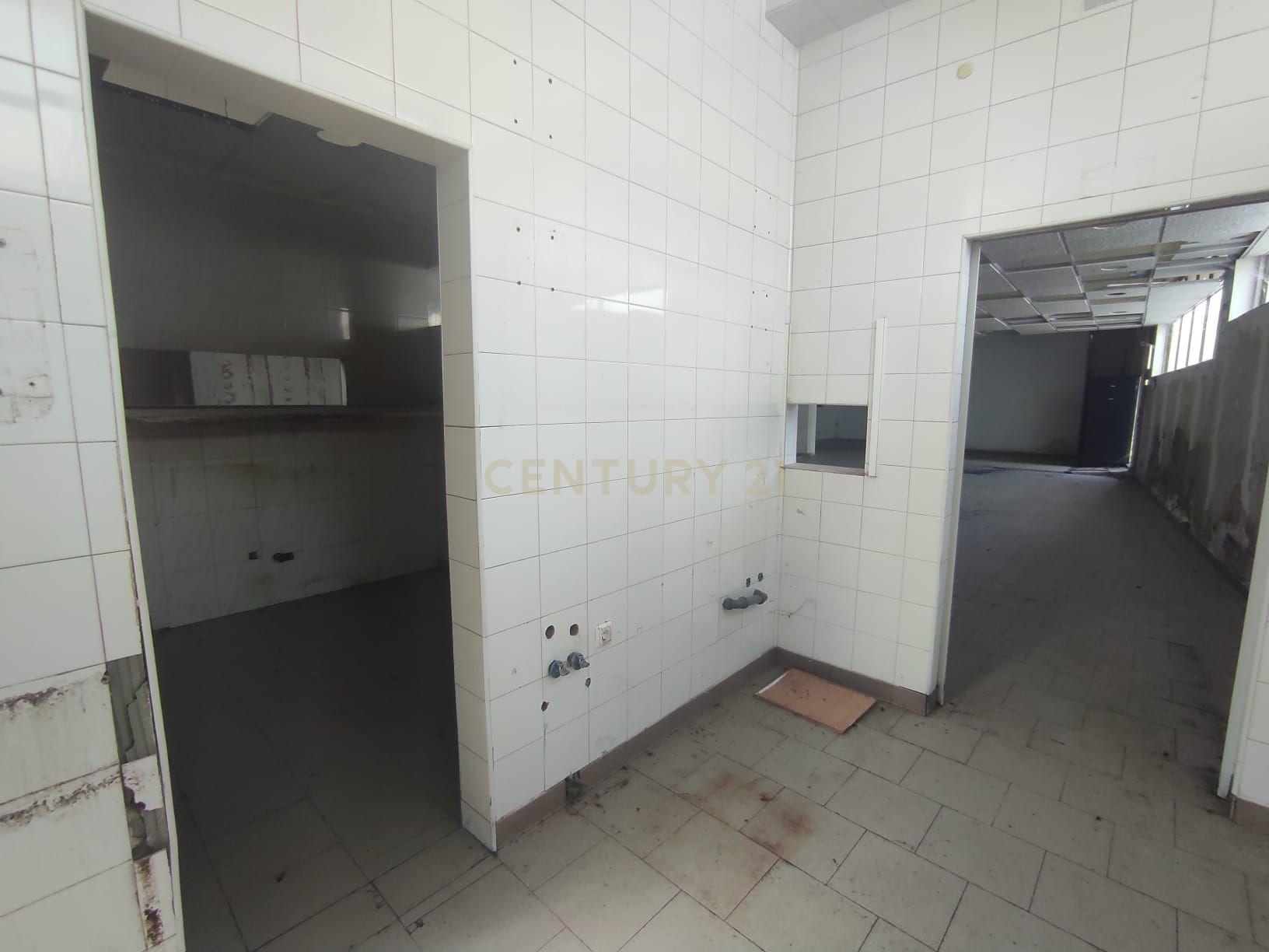 Oportunidade de Negócio - Espaço Comercial bem localizado - Image 6