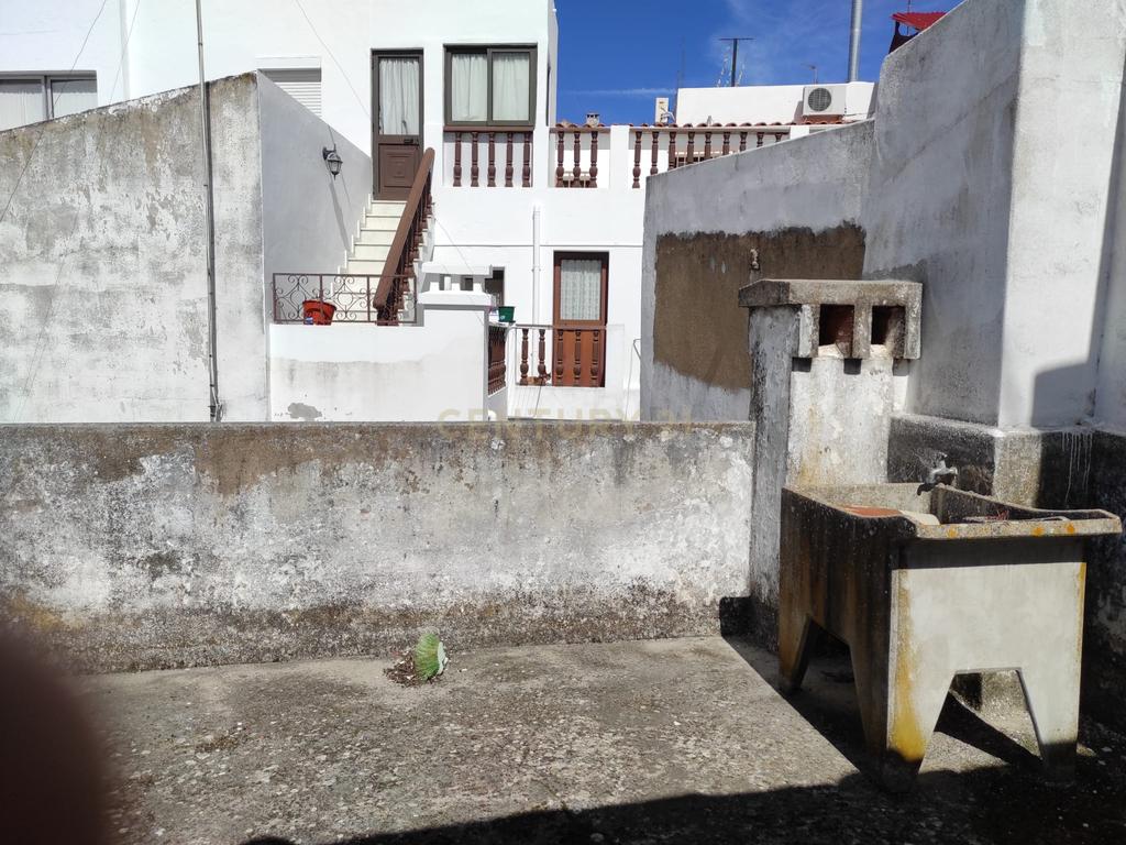 Apartamento T3 na Rua João Minas - Campo Maior - Image 11