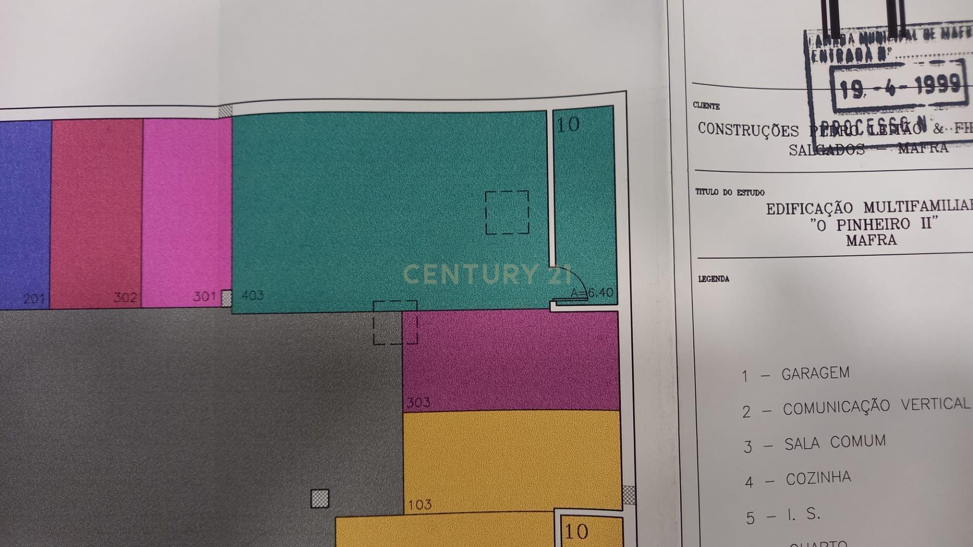 Apartamento T3 Remodelado c/ Garagem Arrecadação | Centro de Mafra - Image 28