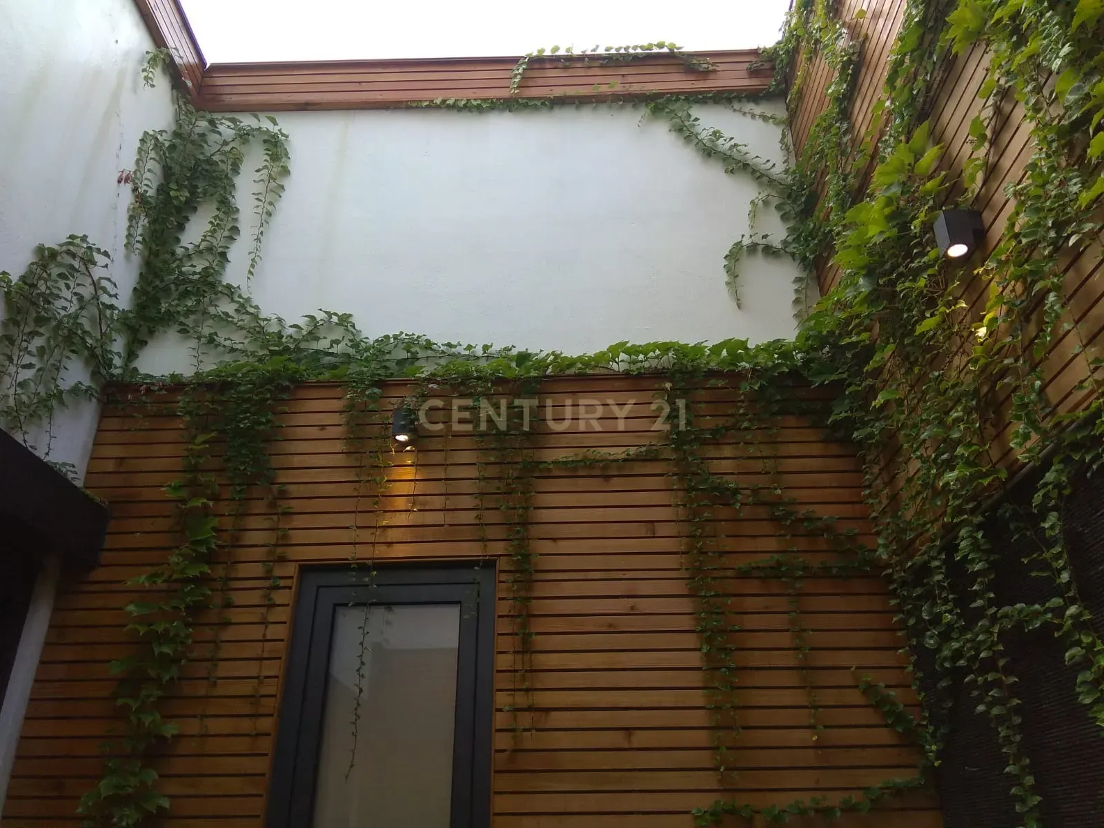 T3 Penha de França com Terraço e Garagem - Image 15