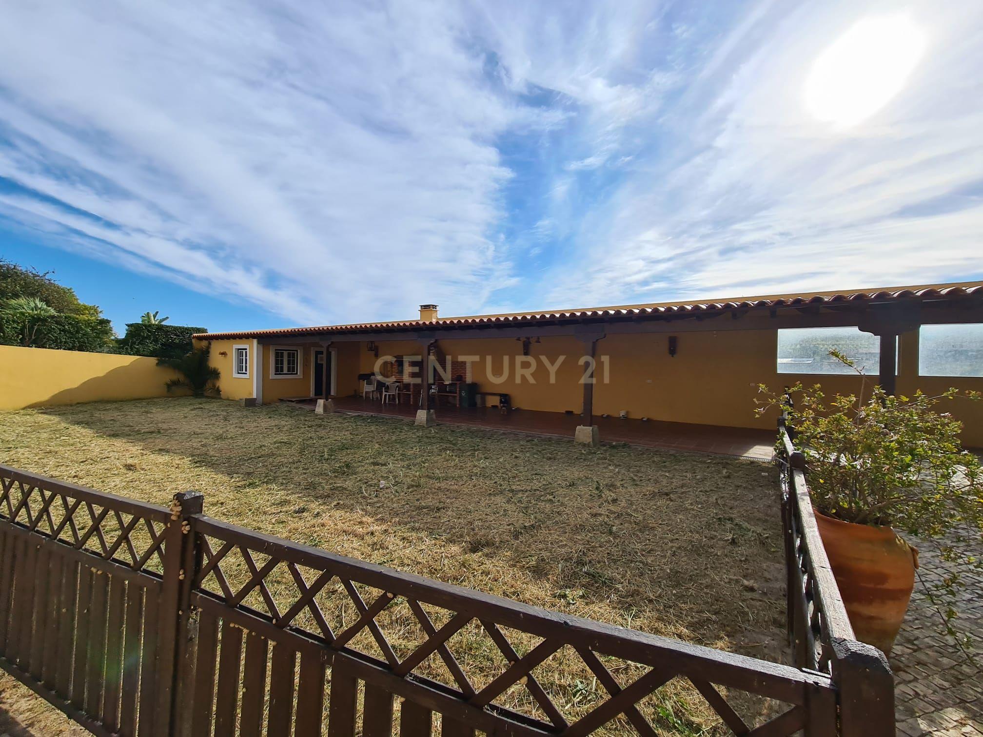 Moradia T5 em Vila Franca de Xira - Image 4