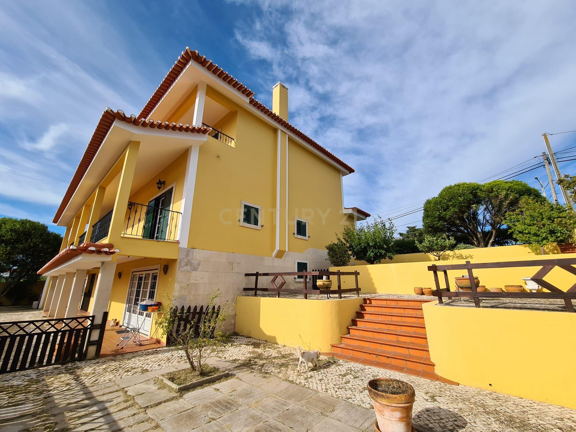 Moradia T5 em Vila Franca de Xira - Image 5