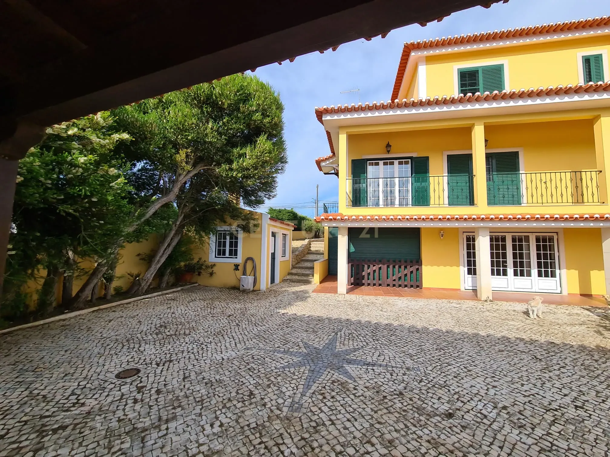 Moradia T5 em Vila Franca de Xira - Image 8