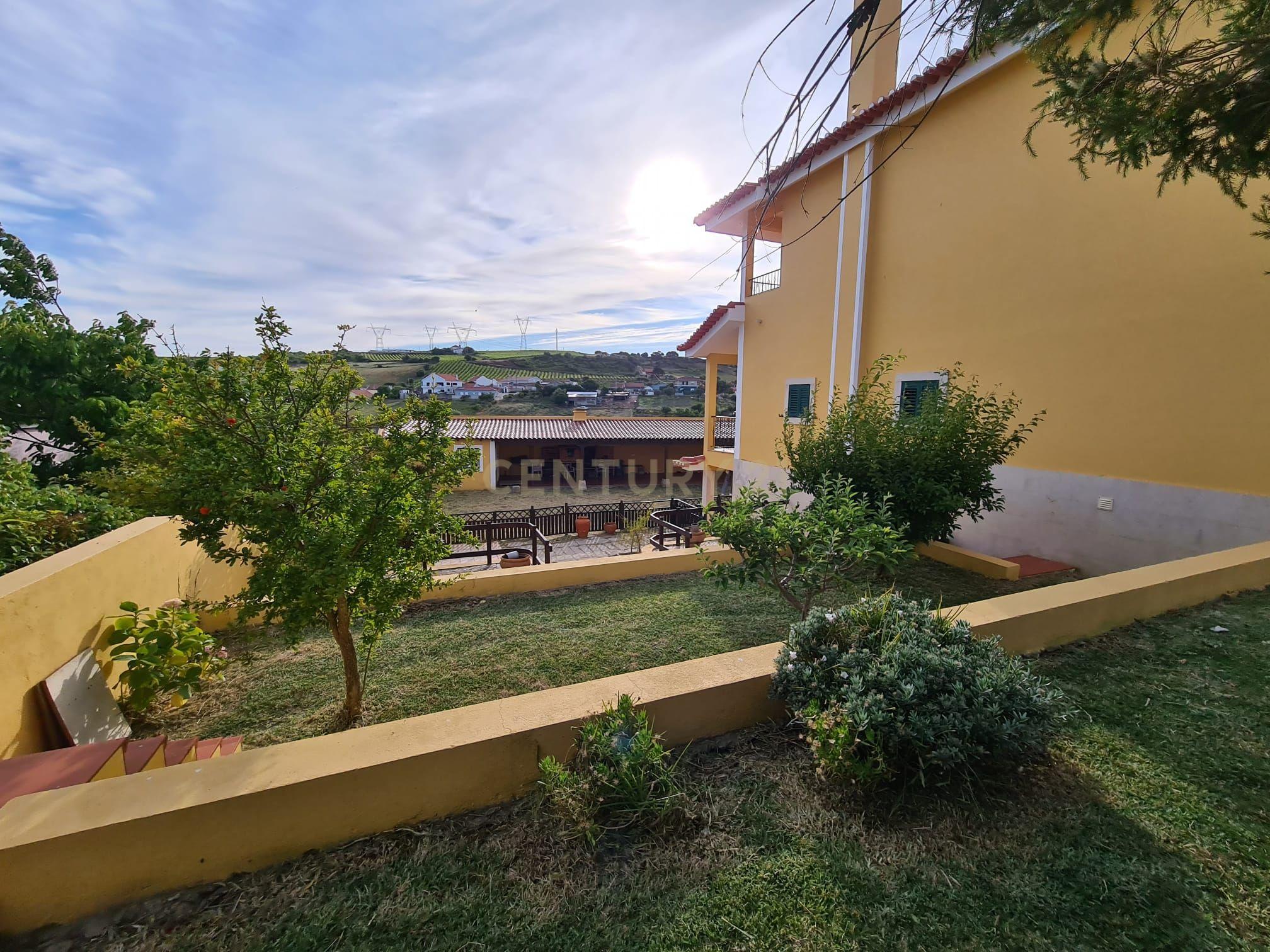 Moradia T5 em Vila Franca de Xira - Image 38