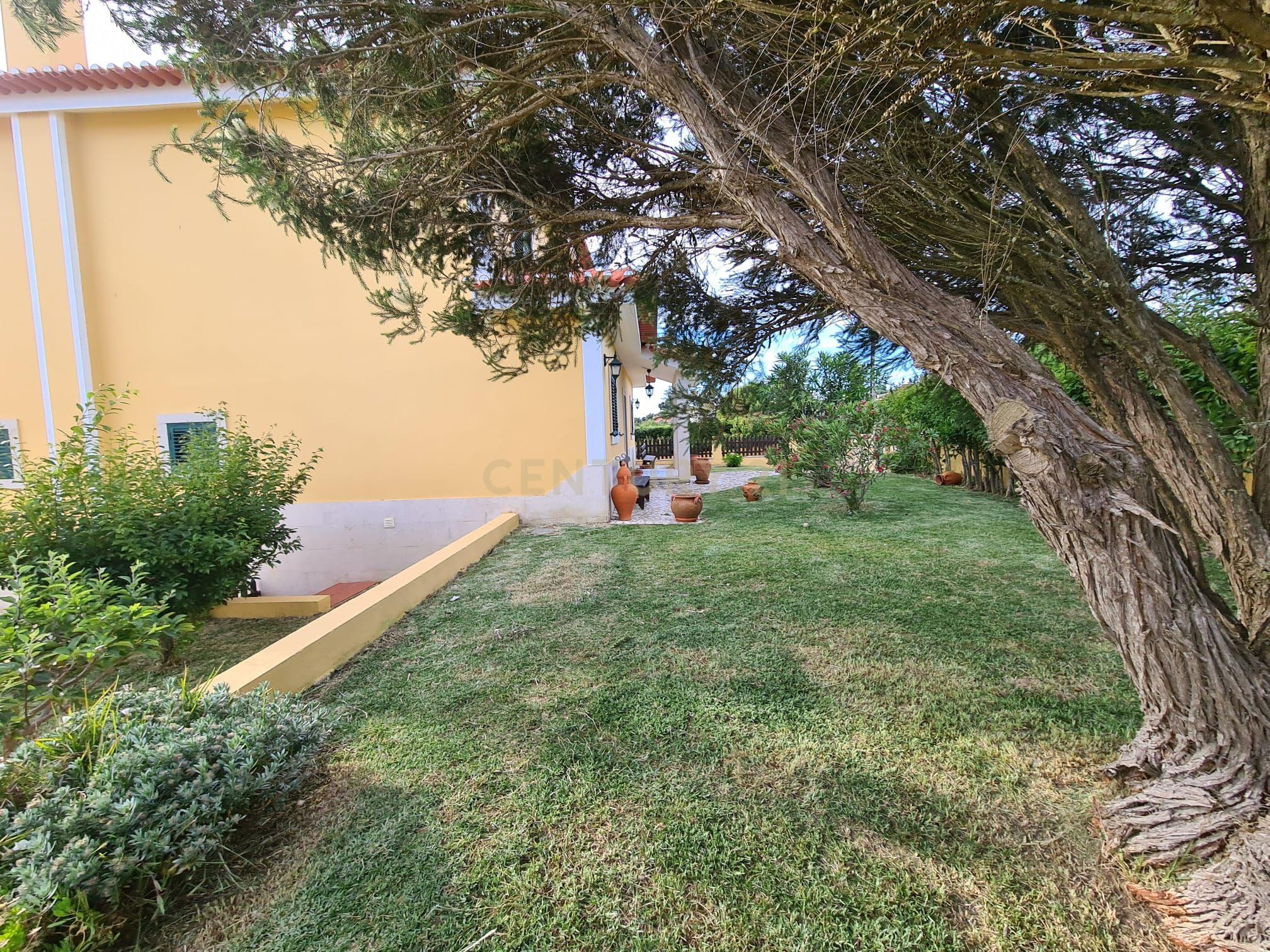 Moradia T5 em Vila Franca de Xira - Image 27