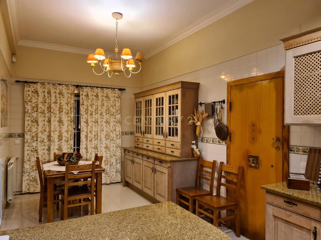 Moradia T5 em Vila Franca de Xira - Image 23
