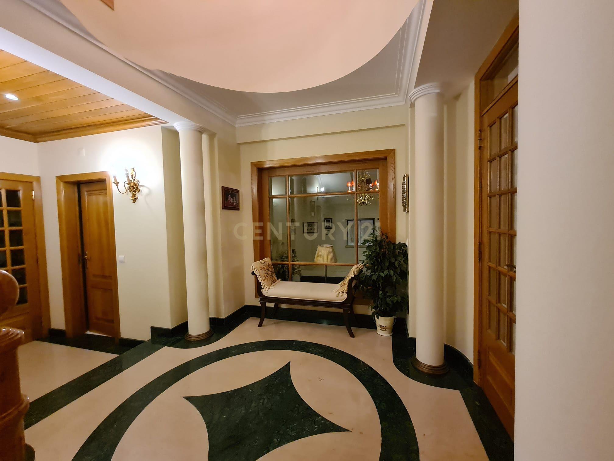 Moradia T5 em Vila Franca de Xira - Image 29