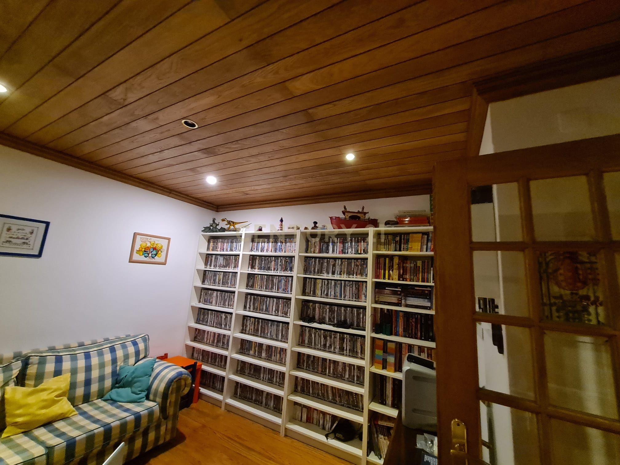 Moradia T5 em Vila Franca de Xira - Image 35