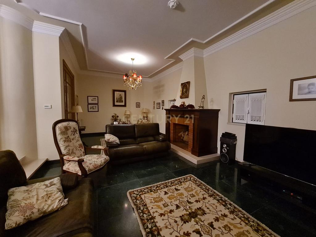 Moradia T5 em Vila Franca de Xira - Image 44