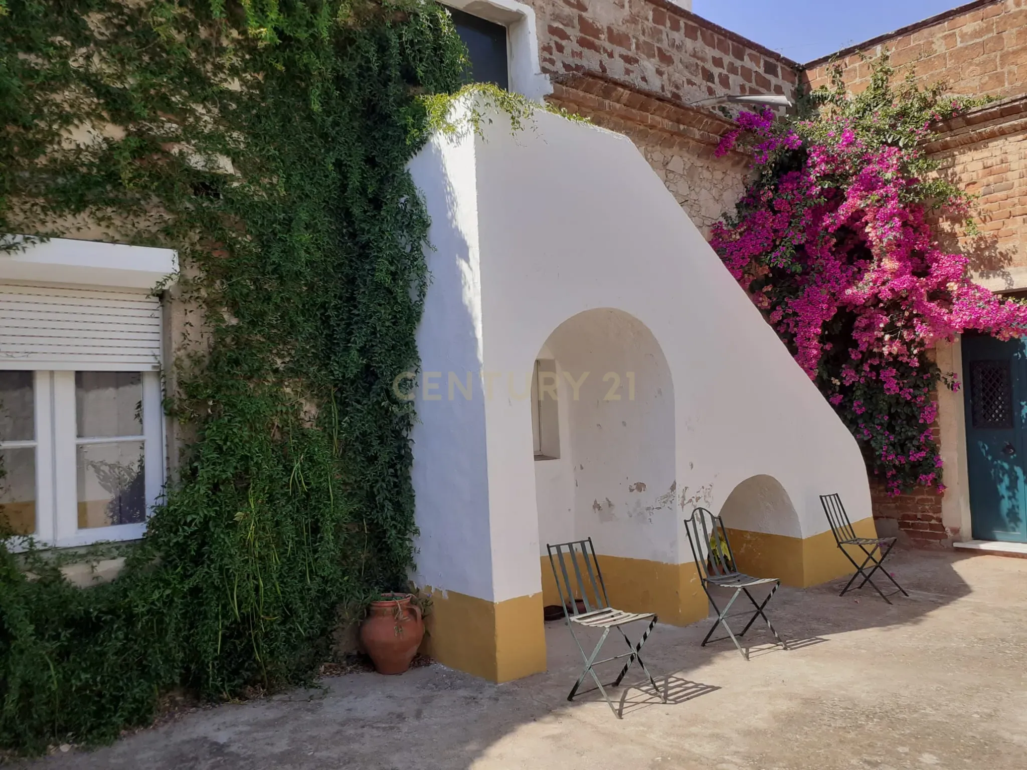 Casa Senhorial, situado na rua de Mourão, 37 em Reguengos de Monsaraz. - Image 16