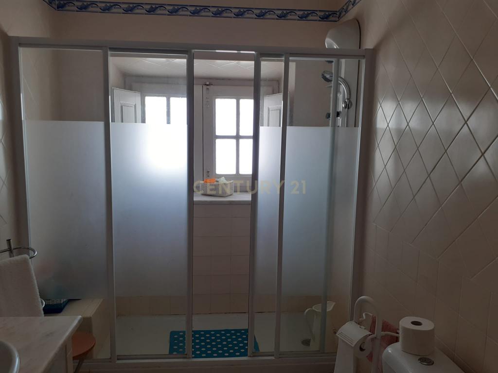 Casa Senhorial, situado na rua de Mourão, 37 em Reguengos de Monsaraz. - Image 46