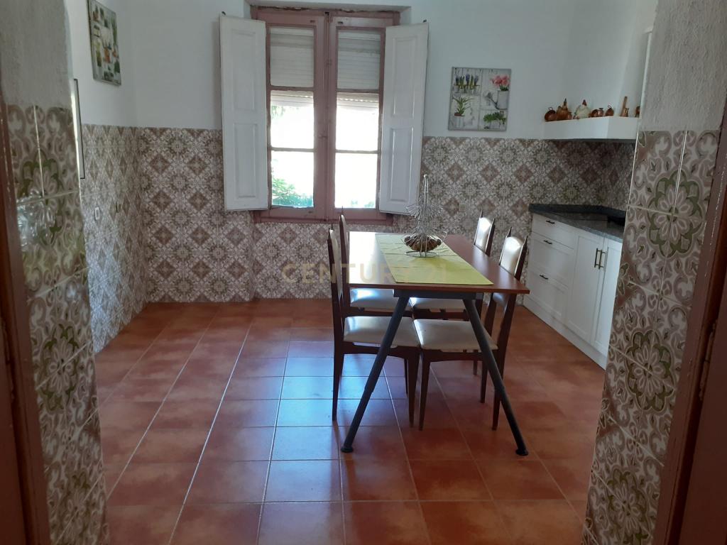 Casa Senhorial, situado na rua de Mourão, 37 em Reguengos de Monsaraz. - Image 29