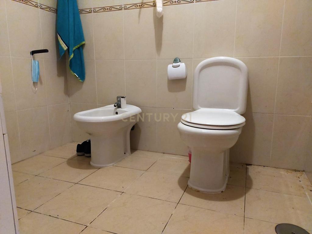 Apartamento T2 com garagem e sótão na Gala, Figueira da Foz - Image 9