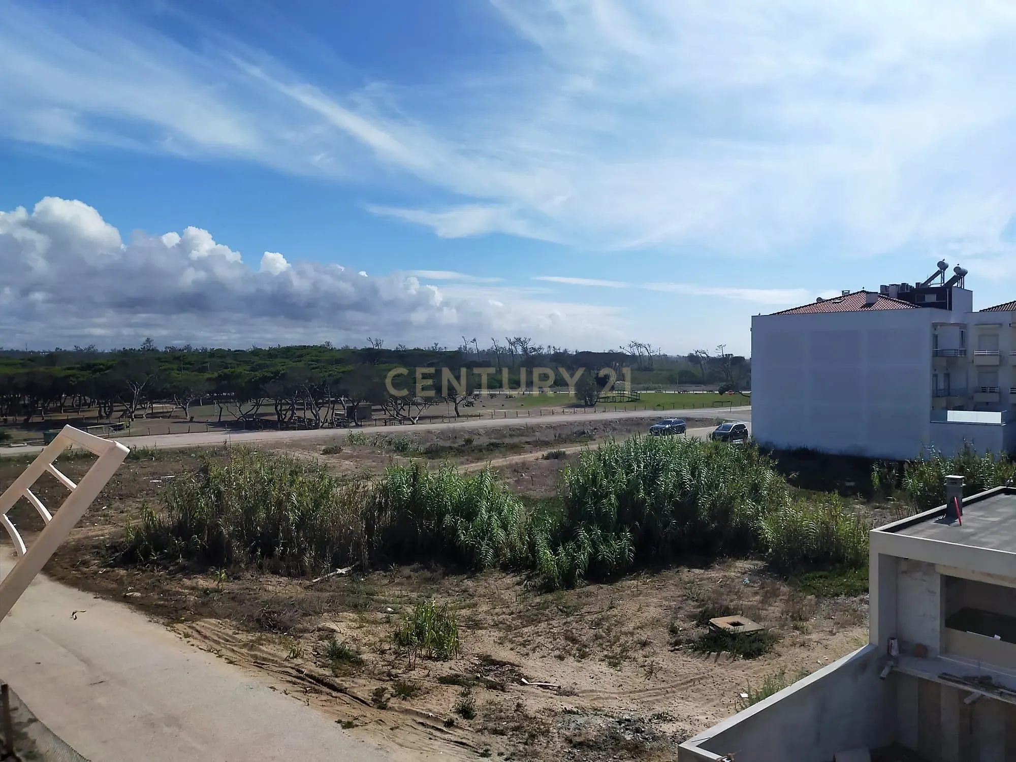 Apartamento T2 com garagem e sótão na Gala, Figueira da Foz - Image 11