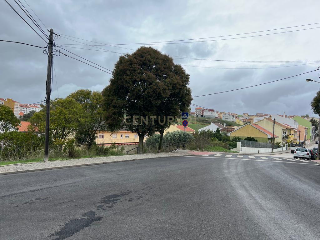 Terreno 1000 m2 - GRANDE oportunidade de Investimento Casal Cambra - Image 13