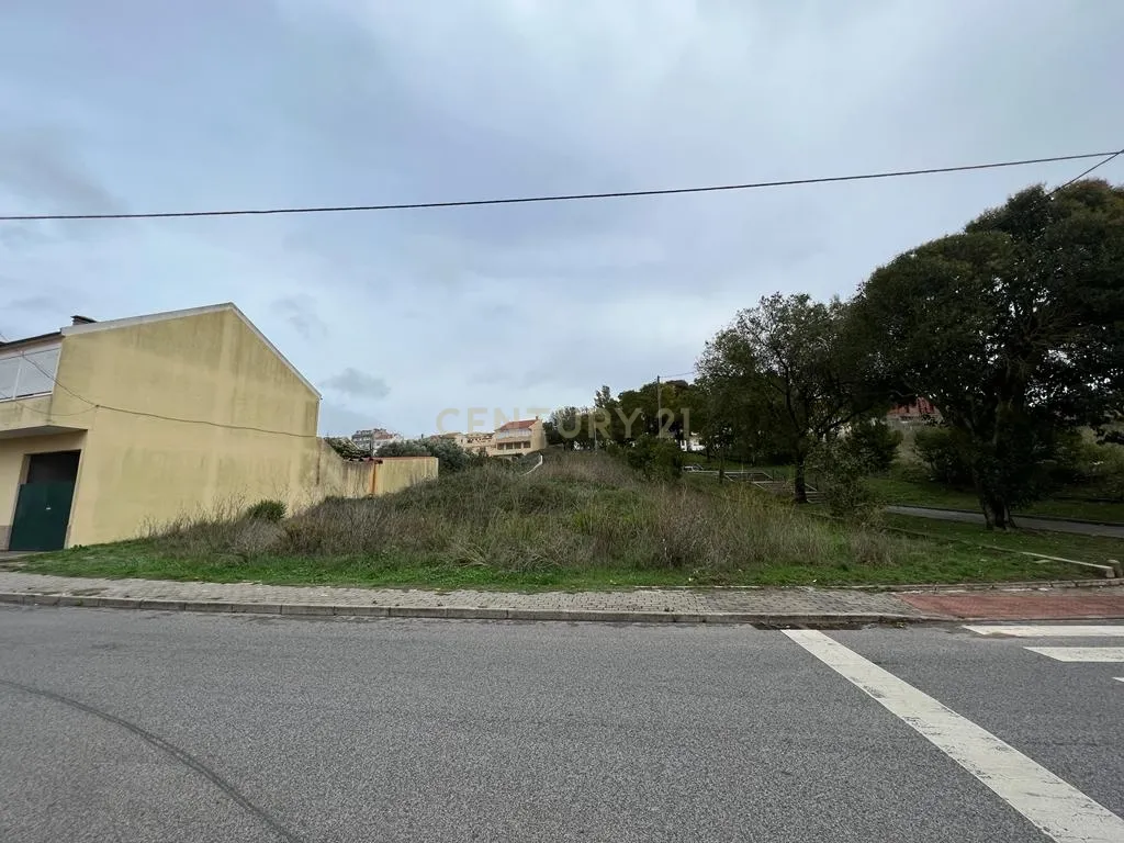 Terreno 1000 m2 - GRANDE oportunidade de Investimento Casal Cambra - Image 5