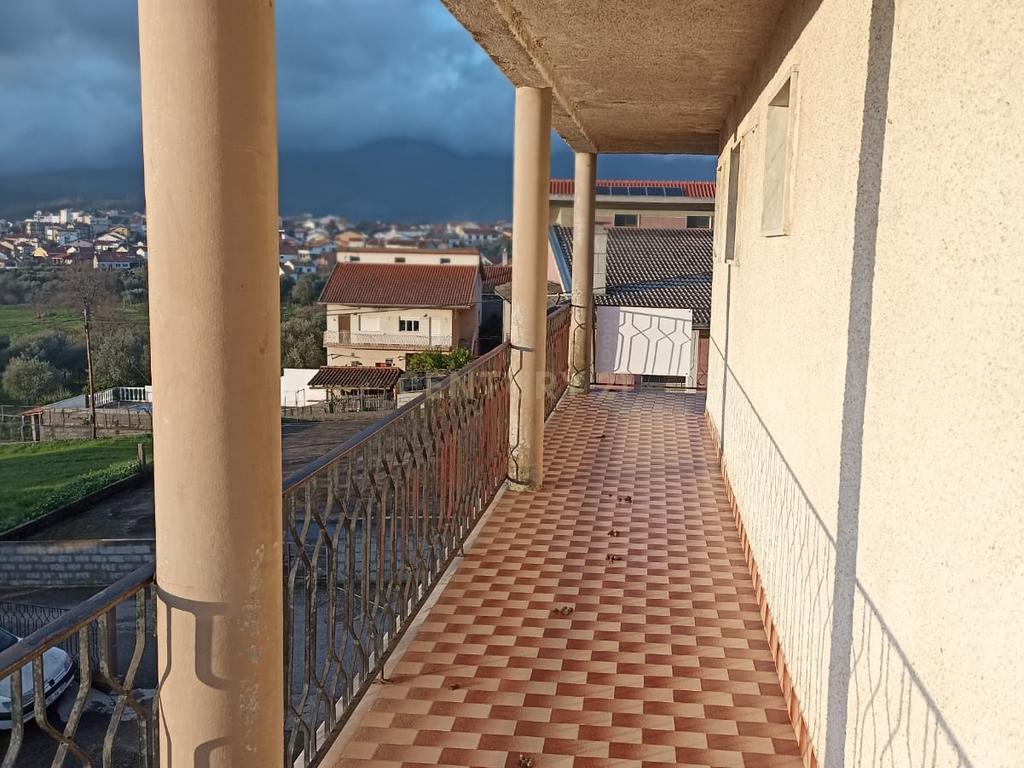 Apartamento T3 em Paul, Covilhã - Image 1