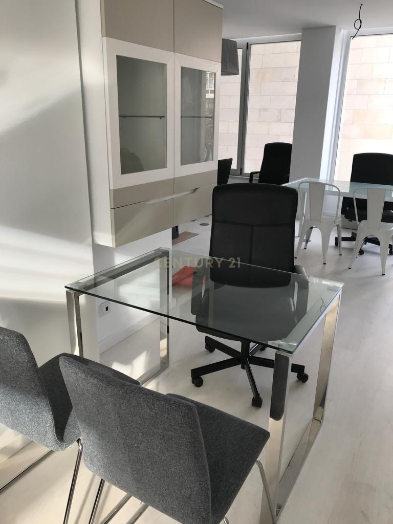 Elegível para vistos Gold Loja na Av. Estados Unidos da América 66m2 - Image 5