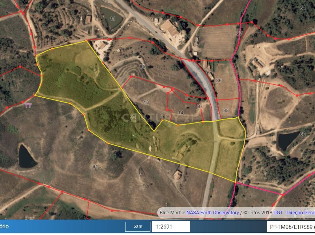 Ruína com 4 Hectares de terreno - S. Teotónio (Odemira) - Image 1