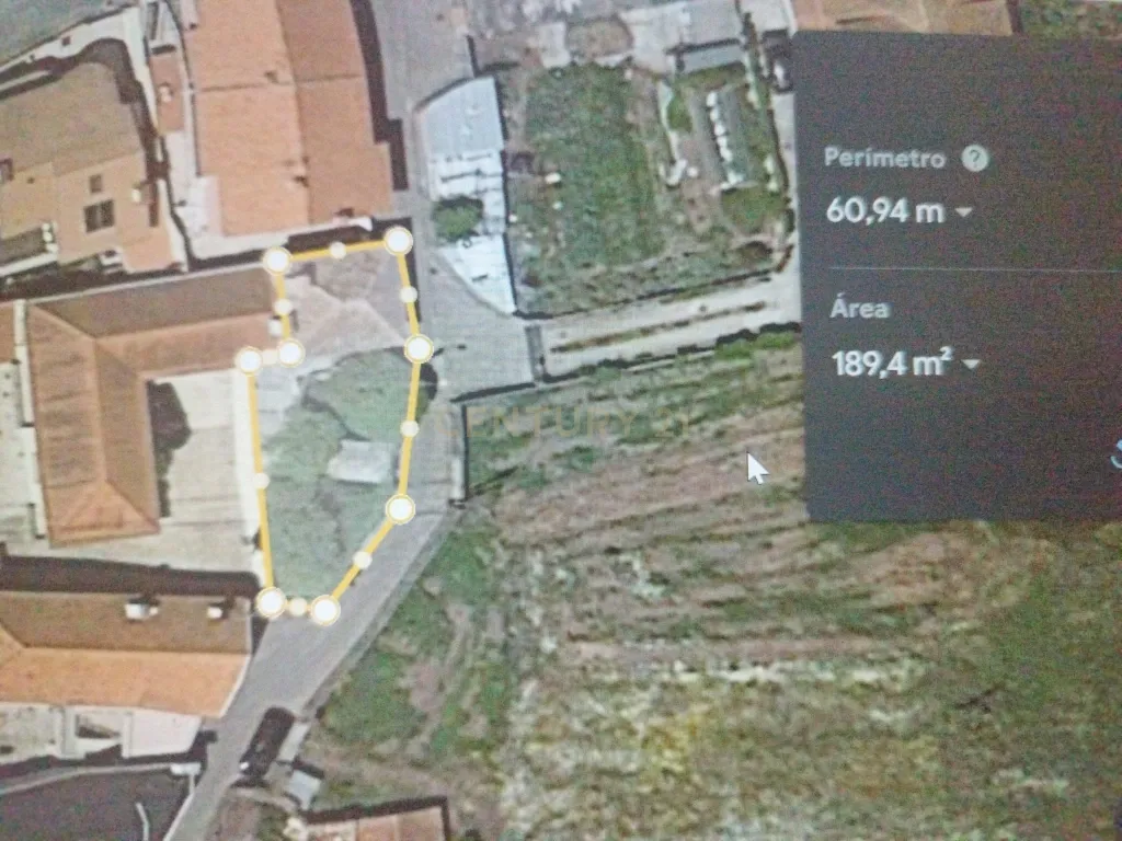 Moradia T3 Para Recuperar Situada em Mar, Esposende - Image 14