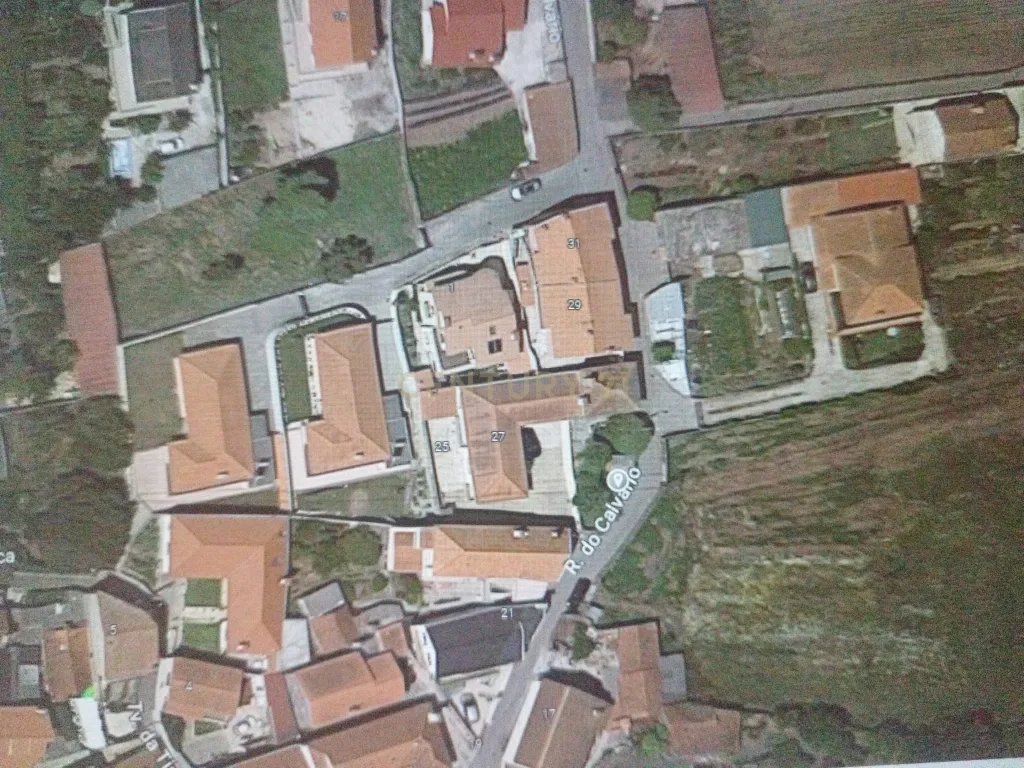 Moradia T3 Para Recuperar Situada em Mar, Esposende - Image 15