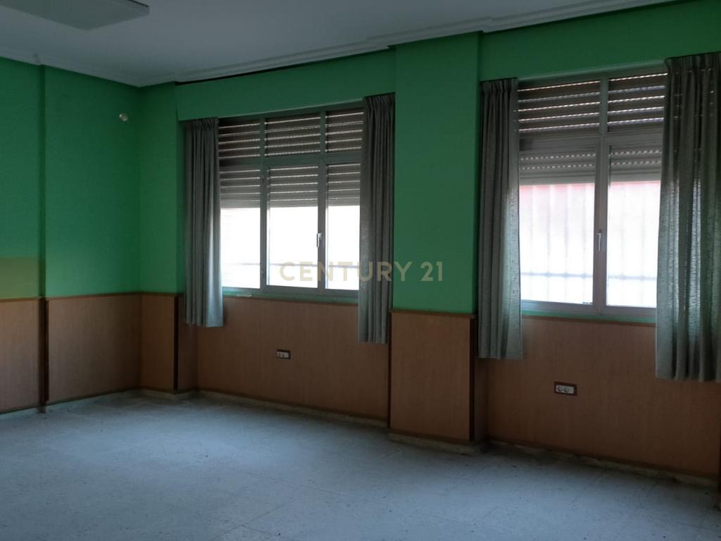 undefined - Image 8