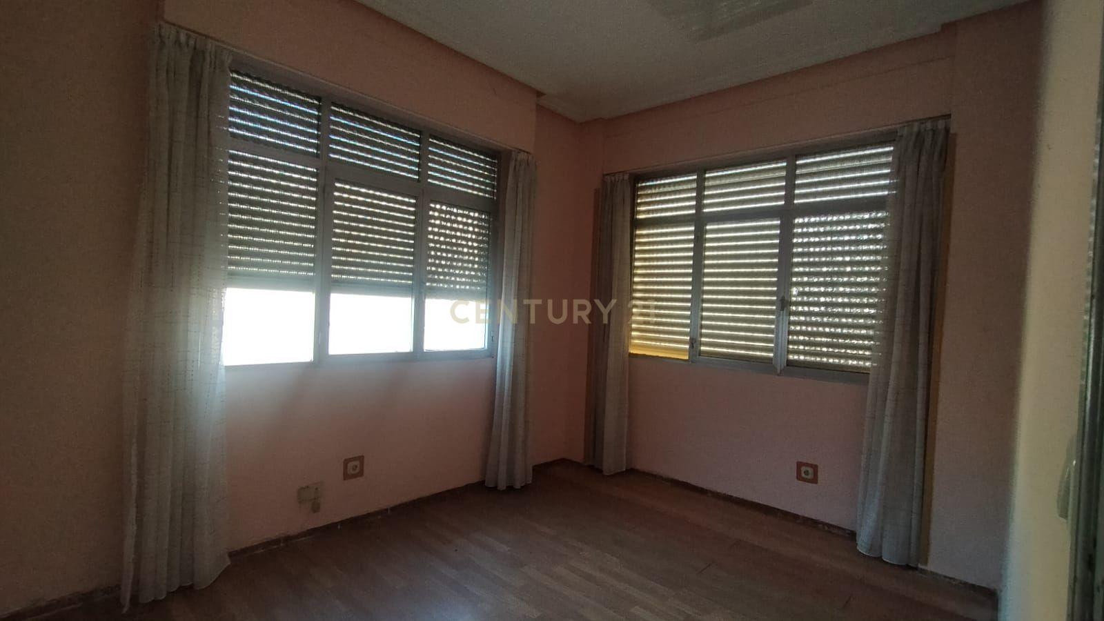 undefined - Image 3