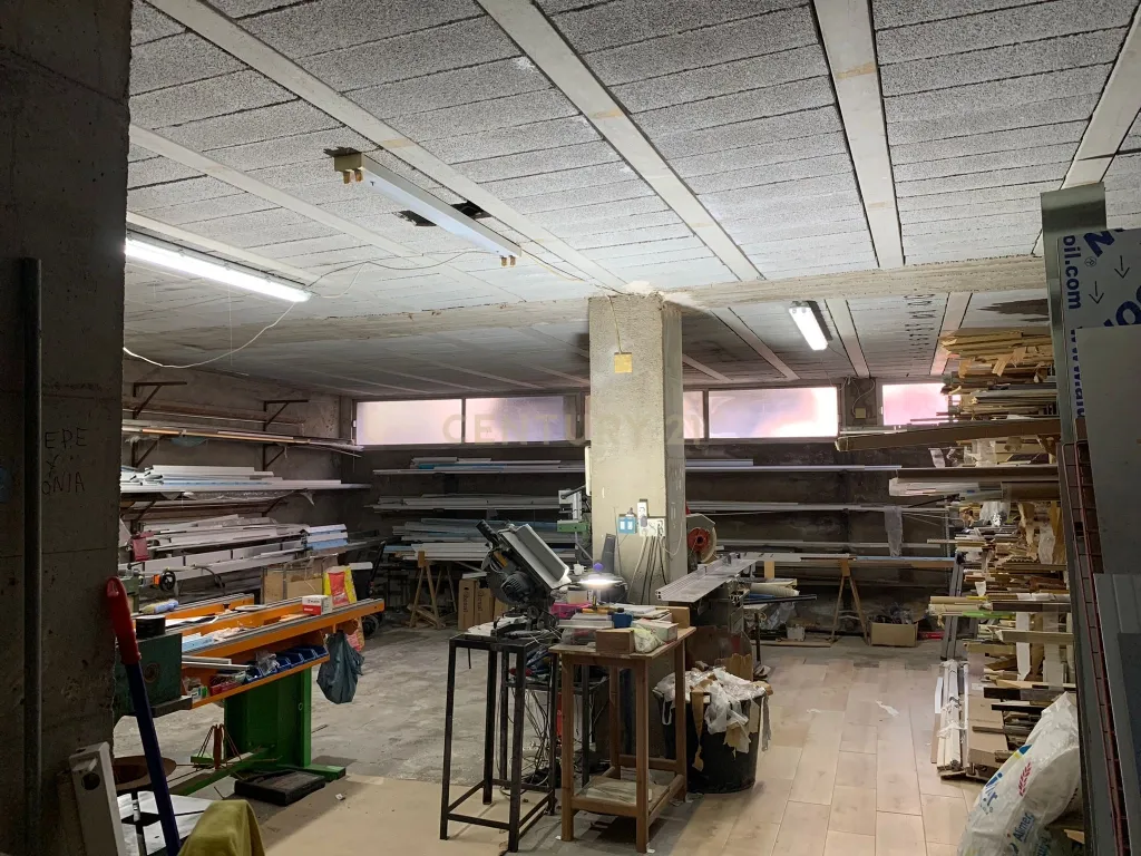 - Image 22